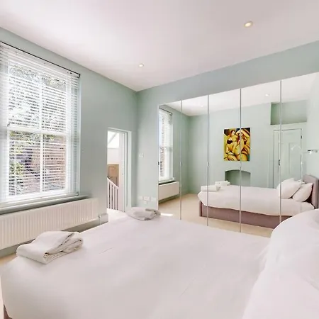 Apartment Stunning In Clapham Old Town