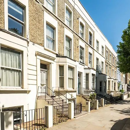 1 Bedroom Notting Hill Apartment
