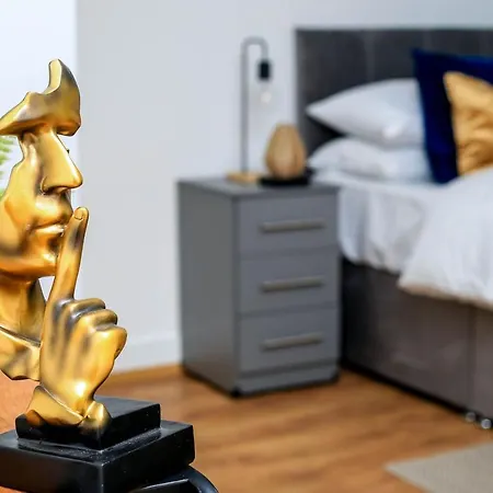 Apartment Snuggle Inn: Riverside With Thames Views