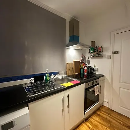1 Bedroom Flat In Notting Hill, Portobello