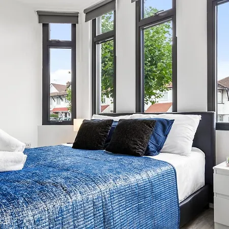 Comfy 1bdr - 30mins To Ldn - Parking *