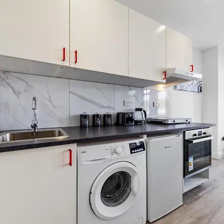Comfy 1bdr - 30mins To Ldn - Parking