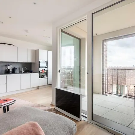 Cozy Flat In Hip East * London
