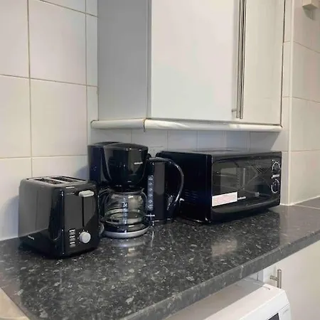 Chic 2 Bed In Brick Lane London