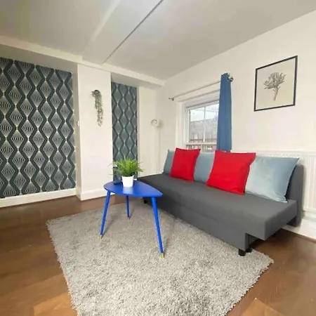 Chic 2 Bed In Brick Lane Apartment *