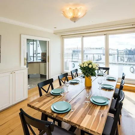Kensington Skyline Penthouse Apartment