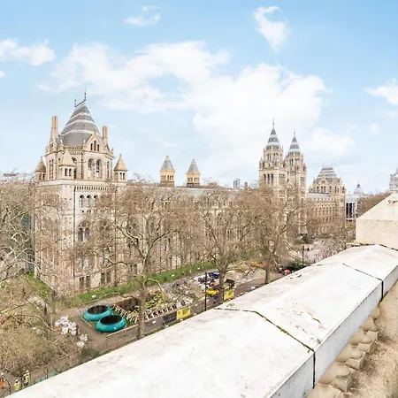 Kensington Skyline Penthouse *