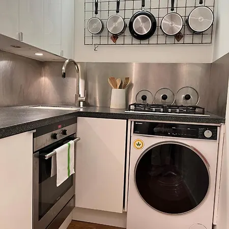 Heart Of Covent Garden - 2 Bed