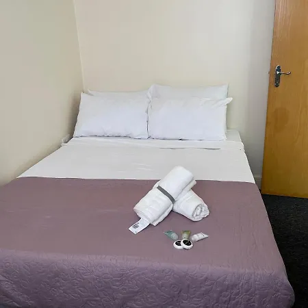 Ensuite Family In Stratford *
