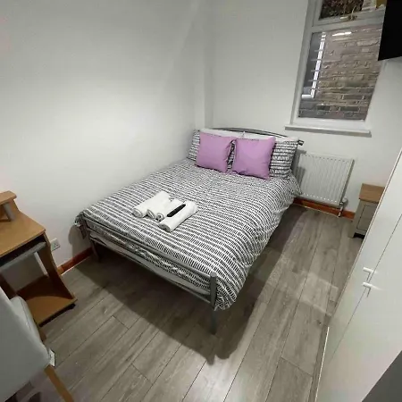 Apartment Victoria Mews Hoxton Shoreditch London