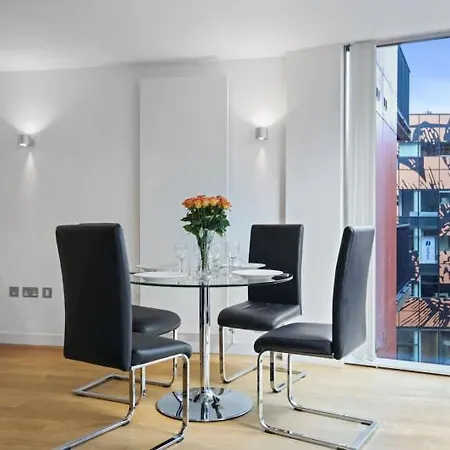 Apartment Cubo Farringdon *