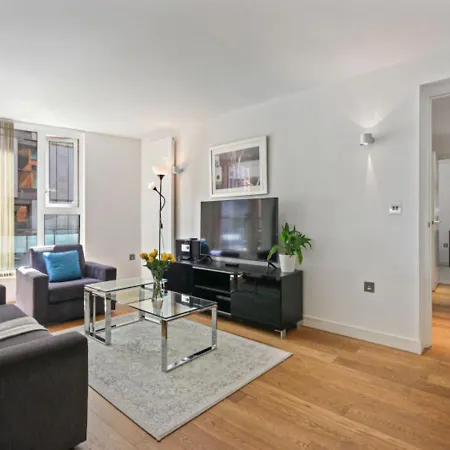 Cubo Farringdon Apartment