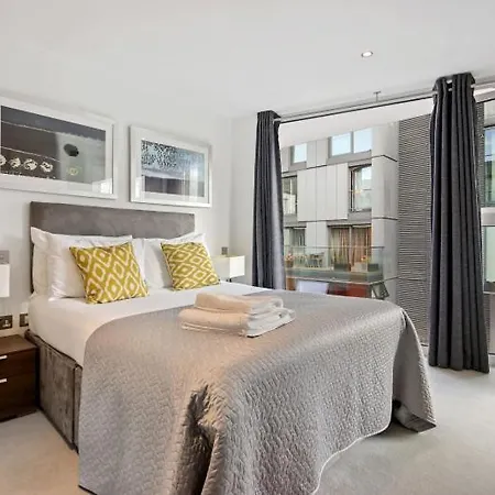 Cubo Farringdon Apartment