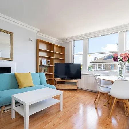 Joivy Bright Apt In West Hampstead *