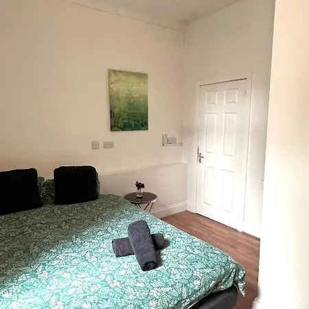 Guest house Aldgate