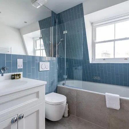Impressive And Gorgeous Kensington Family London