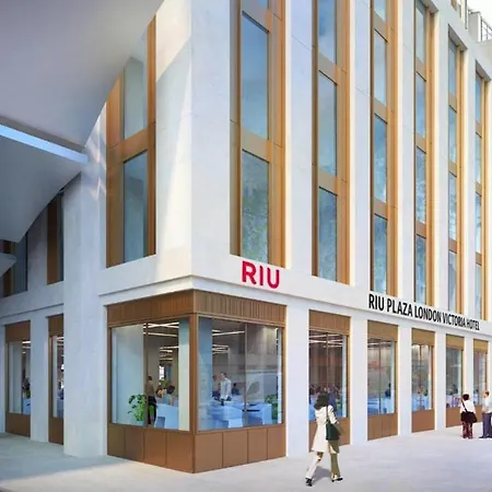 Hotell Riu Plaza Victoria 4*