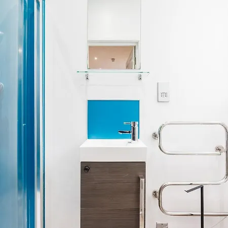 Guest house City Vibes Near Spitalfields Market London