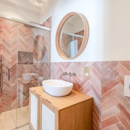 Impressive And Gorgeous Kensington Family Apartment London