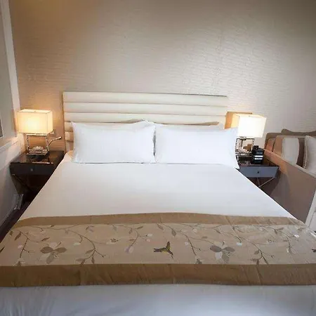 Dorsett Shepherds Bush 4*