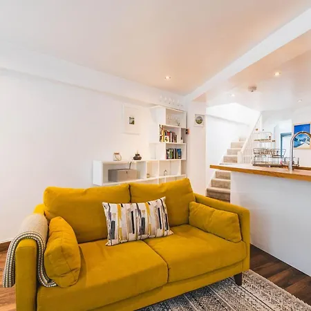 Vakantiehuis Pass The Keys - Modern & Stylish Garden In Islington