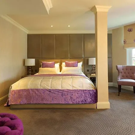 Radisson Blu Hotel, Bond Street Hotel 4*