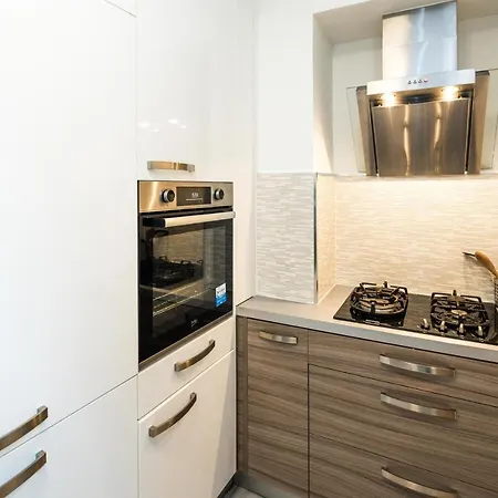 Cute 1 Bedroom / Marylebone Apartment *
