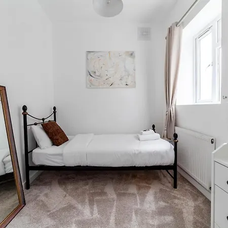 Apartment Fantastic 2br Flat Wgarden, West Norwood West Dulwich