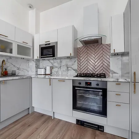 Fantastic 2br Flat Wgarden, West Norwood