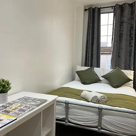 Apartament 3 Bedroom Flat In King's Cross, St Pancras's. 2 Minutes To Euston. Londyn