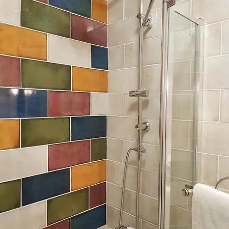 East -studio Apartment