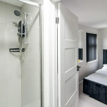 Pensión Commonside Luxury *