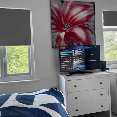 Remarkable Cozy 1-bed In London Uk Romford