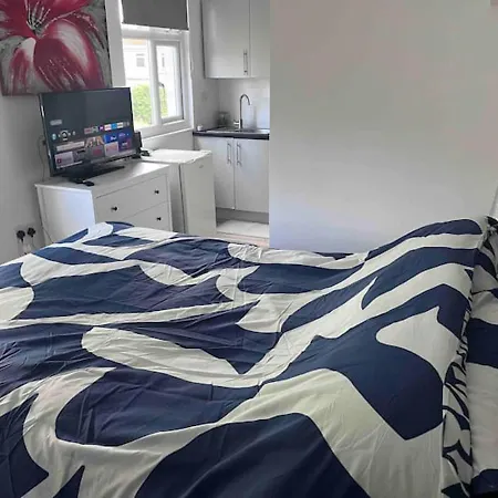 Remarkable Cozy 1-bed In London Uk