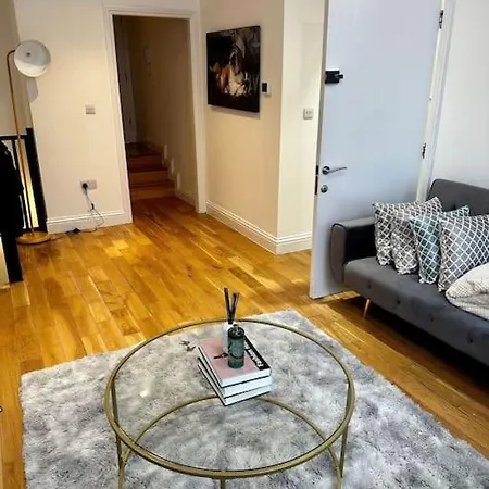 Apartment Amazing 2bed2bath Edgeware London