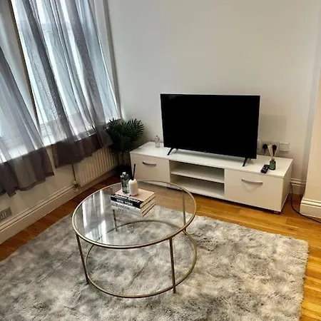 Apartment Amazing 2bed2bath Edgeware *
