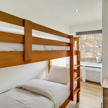 Apartment Flat 7 Mornington Crescent, 2 Bedroom, 1 Bathroom Flat London