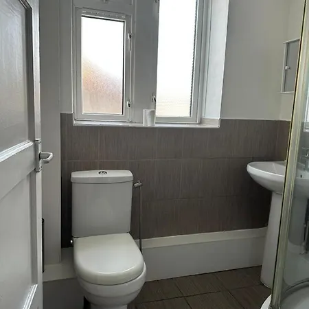 Spacious 2 Bed Flat