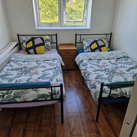Twin Bed For Guests Kwatera prywatna
