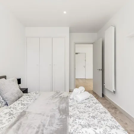 The Grand Cabo - Two Bed * London