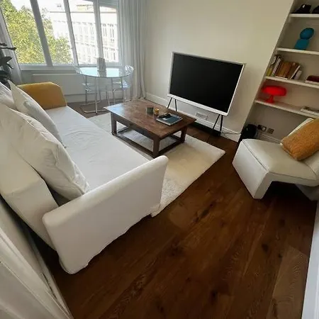 Trendy Brixton Residence! London