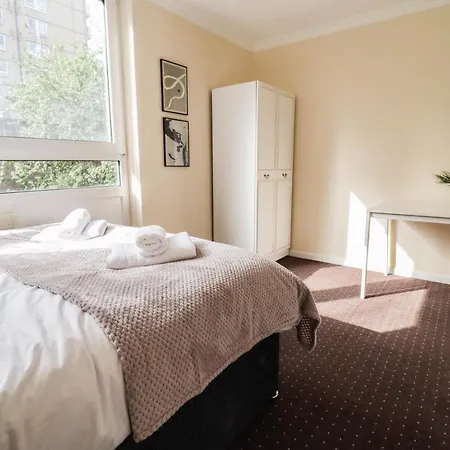 Apartamento Cosy Property Right By Warren Street Station! Free Wifi!