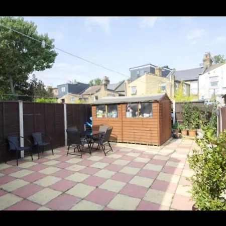 The Leyton Oasis * Londres