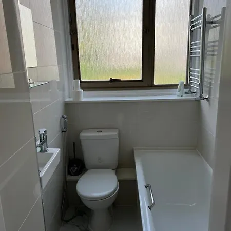 Modern 3 Bedroom 3 Bathroom With Private Garden - Maida Vale
