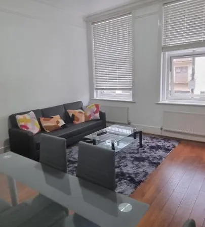 Cricklewood Broadway Guest Apartment