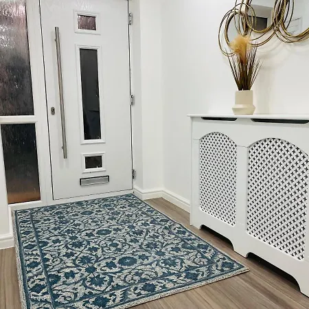 Riverside Premium Double Garden View E14 Guest house London