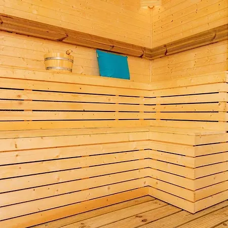 Unique W/garden Hot Tub, Sauna & Cinema London