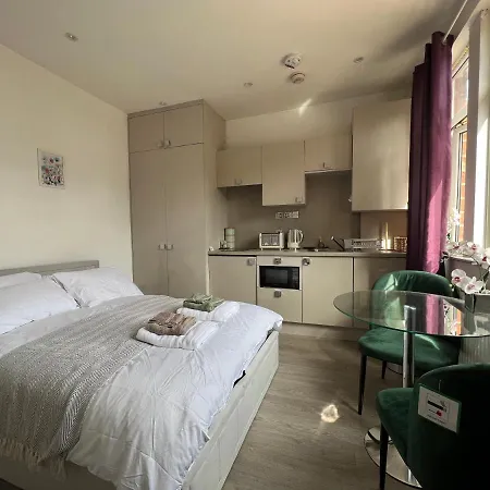 C41-cozy Flat In Finchley Апартаменты *