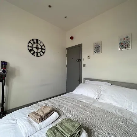 C41-cozy Flat In Finchley Хендон