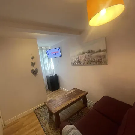 Comfy And Lovely 1-bed In